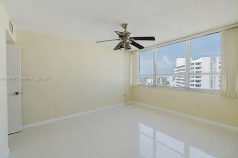 $875,000 | 11 Island Avenue, Unit 1410, Miami Beach, FL 33139