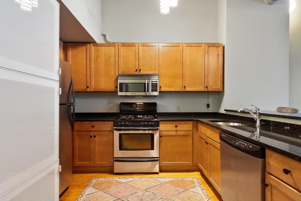 1 Envelope Terrace, Unit 107 Worcester, MA 01604 - Photo 6 of 38