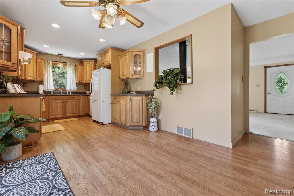 4675 Diehl Road Metamora, MI 48455 - Photo 13 of 66 Gallery Image 13