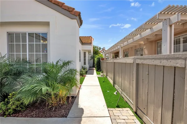 $449,000 | 28021 Palm Villa Drive, Menifee, CA 92584