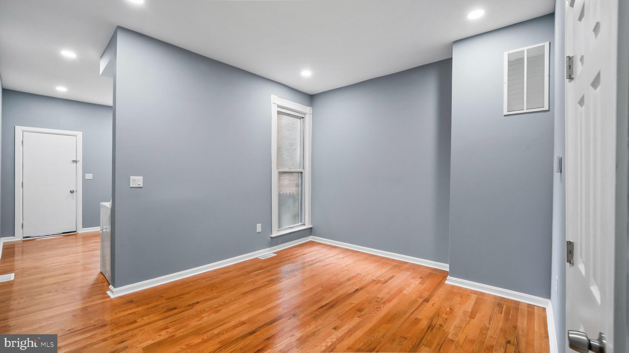 1919 Mosher Street Baltimore, MD 21217 - Photo 5 of 21 a view of empty room