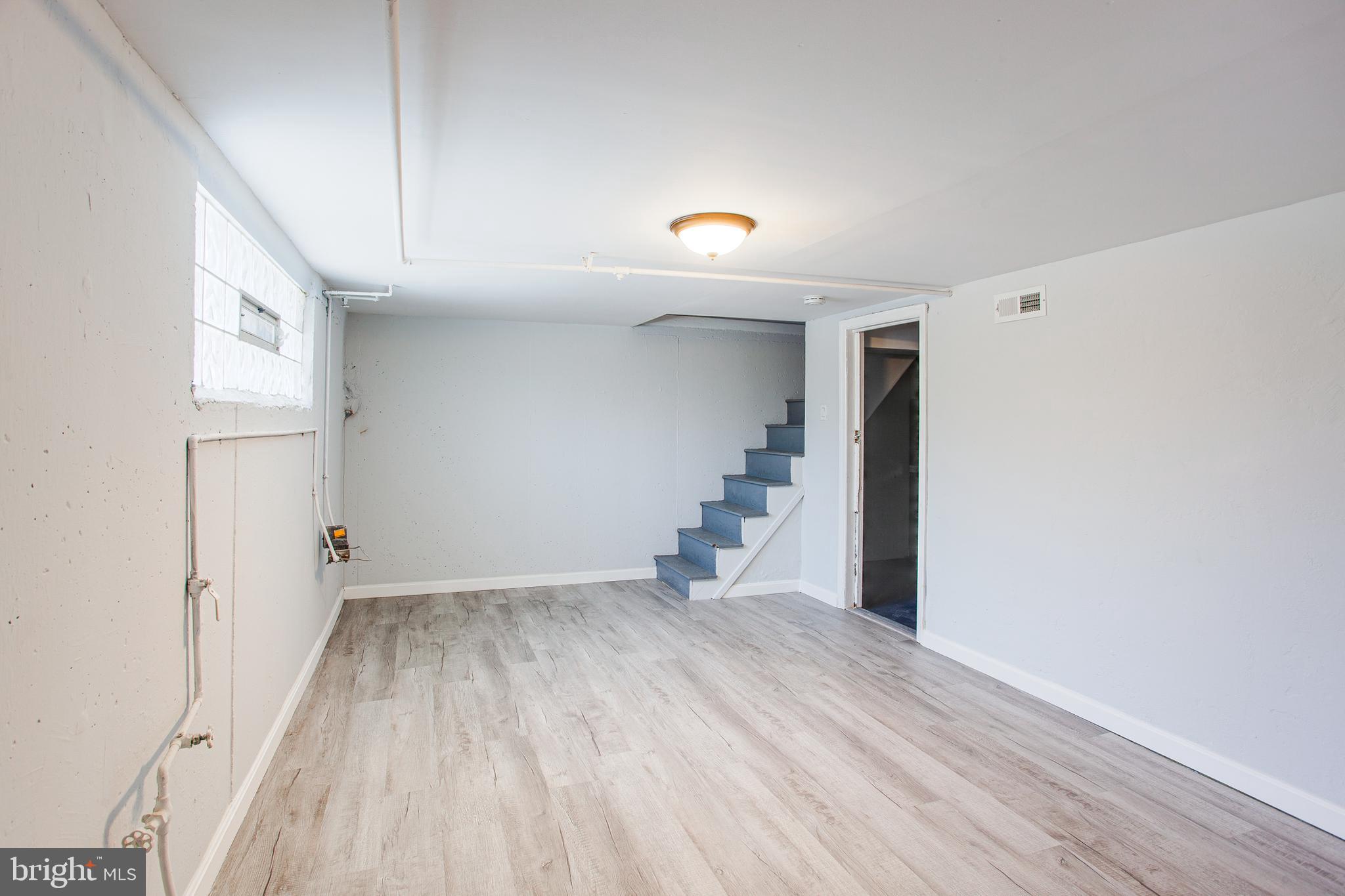 1433 Benner Street Philadelphia, PA 19149 - Photo 18 of 27