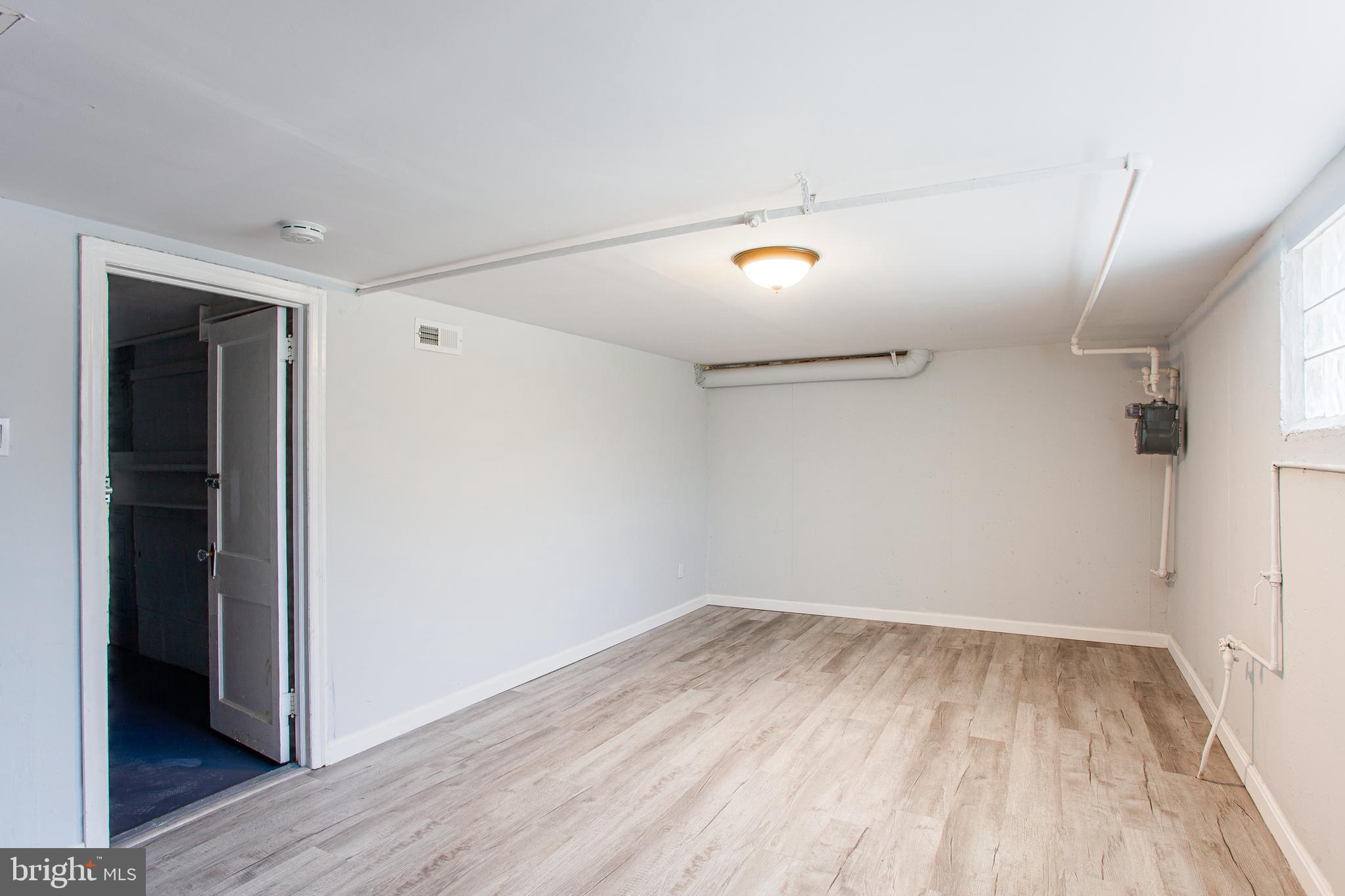 1433 Benner Street Philadelphia, PA 19149 - Photo 19 of 27