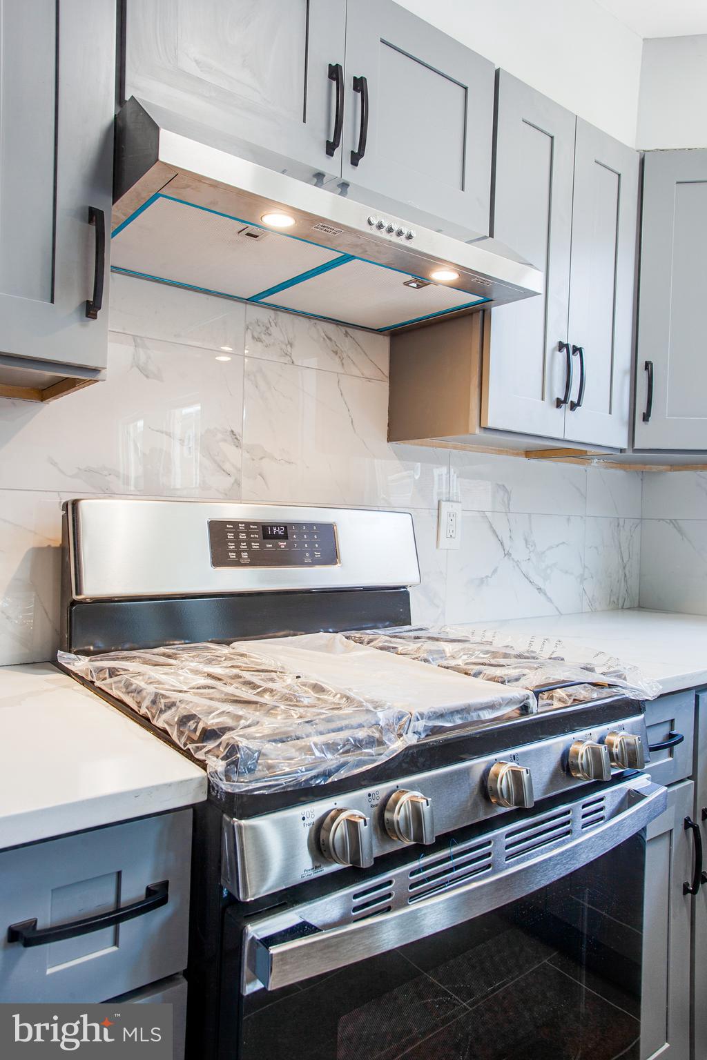 1433 Benner Street Philadelphia, PA 19149 - Photo 10 of 27