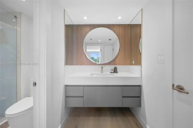 $3,300 | 20505 East Country Club Drive, Unit 231, Aventura, FL 33180