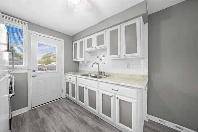 $2,100 | 1380 Wentworth Avenue, Calumet City, IL 60409