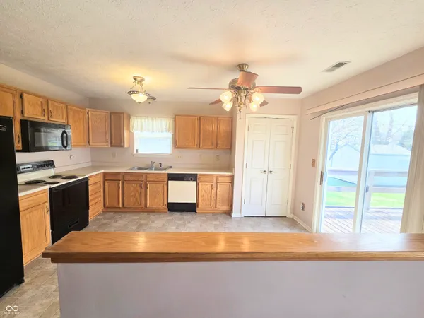 $201,500 | 911 Congressional Way, Shelbyville, IN 46176