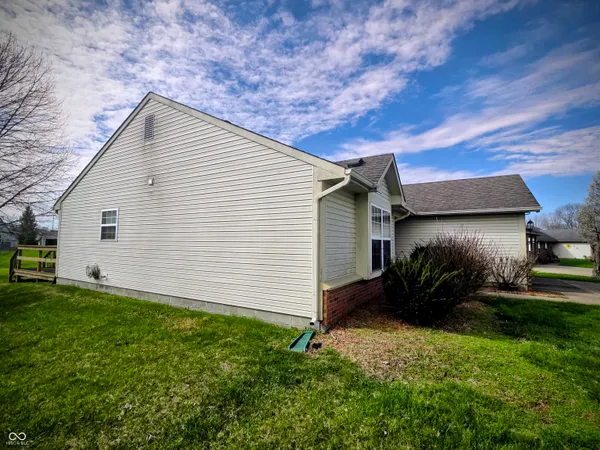 $201,500 | 911 Congressional Way, Shelbyville, IN 46176