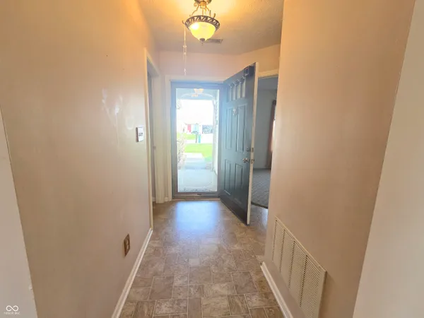 $201,500 | 911 Congressional Way, Shelbyville, IN 46176