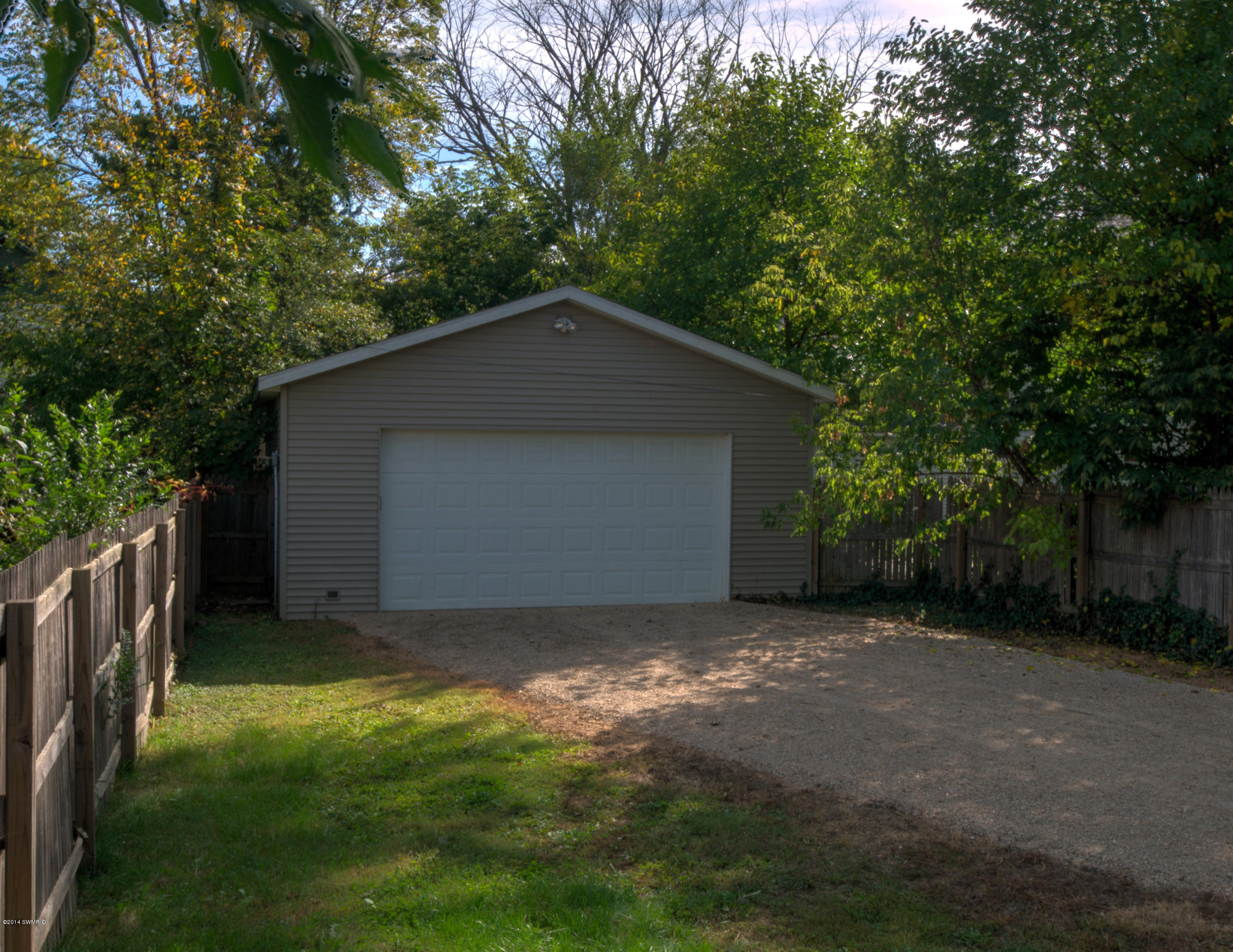 1008 Reed Street Kalamazoo, MI 49001 - Photo 5 of 6 ZY014440_1_2_tonemapped
