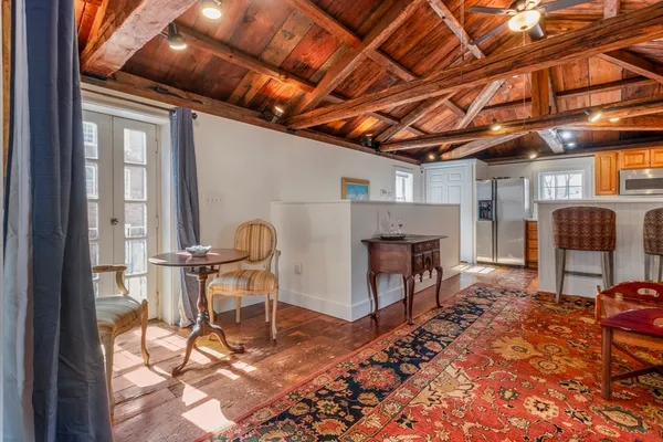 $3,000 | 2 Oliver Street, Unit C, Salem, MA 01970