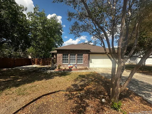 a front view of house with yard