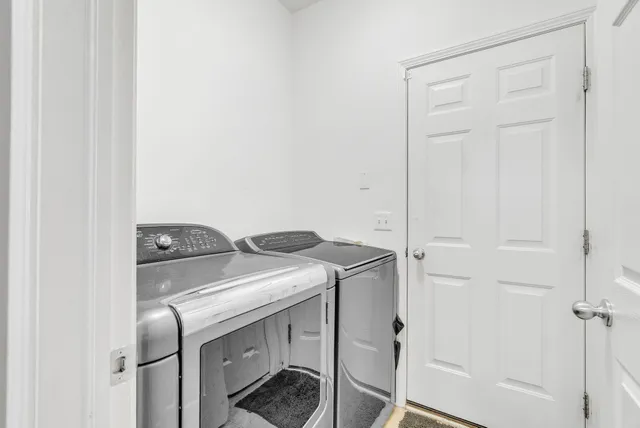 $399,900 | 6944 Stonewood Pl Drive, Clarkston, MI 48346