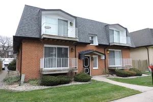 $1,695 | 10408 Major Avenue, Unit 1S, Oak Lawn, IL 60453