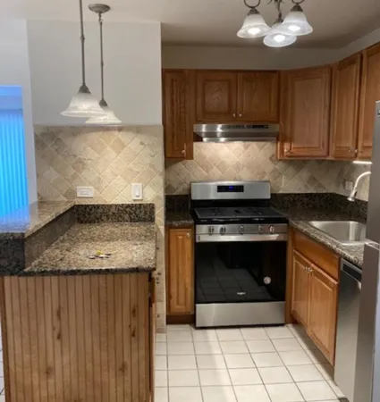$1,695 | 10408 Major Avenue, Unit 1S, Oak Lawn, IL 60453