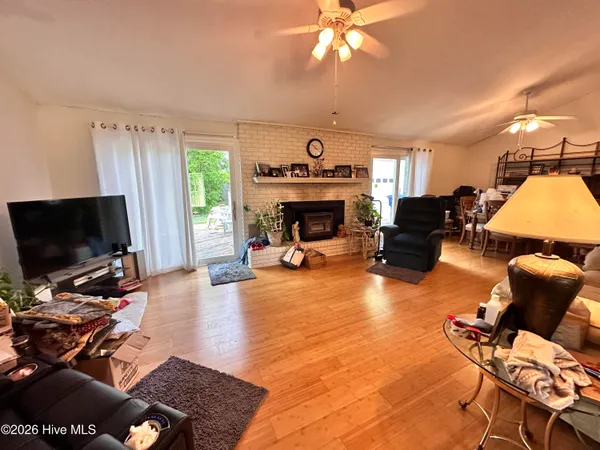 $275,000 | 218 Pamlico Drive, Washington, NC 27889