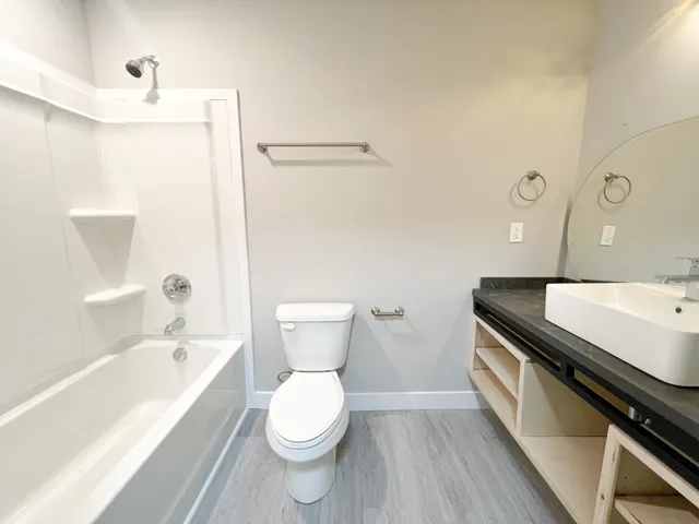 $1,325 | 543 Peachers Mill Road, Unit 212, Clarksville, TN 37042