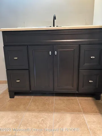 $1,950 | 136 Amberly Drive, Unit F, Manalapan, NJ 07726