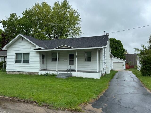 723 South Mill Street Reed City, MI 49677 - Photo 1 of 29 IMG_6116