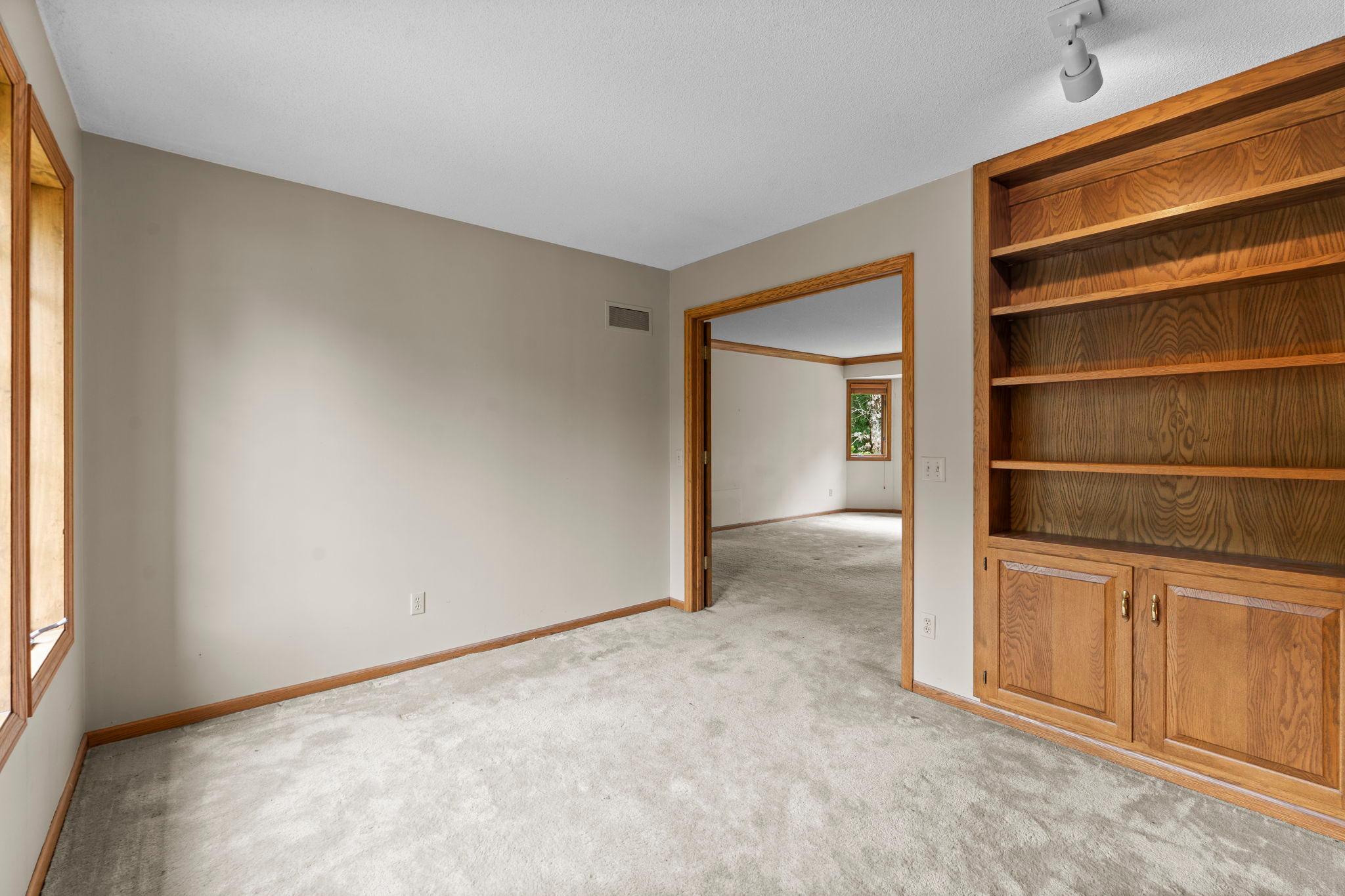 7890 Guild Court Apple Valley, MN 55124 - Photo 22 of 36