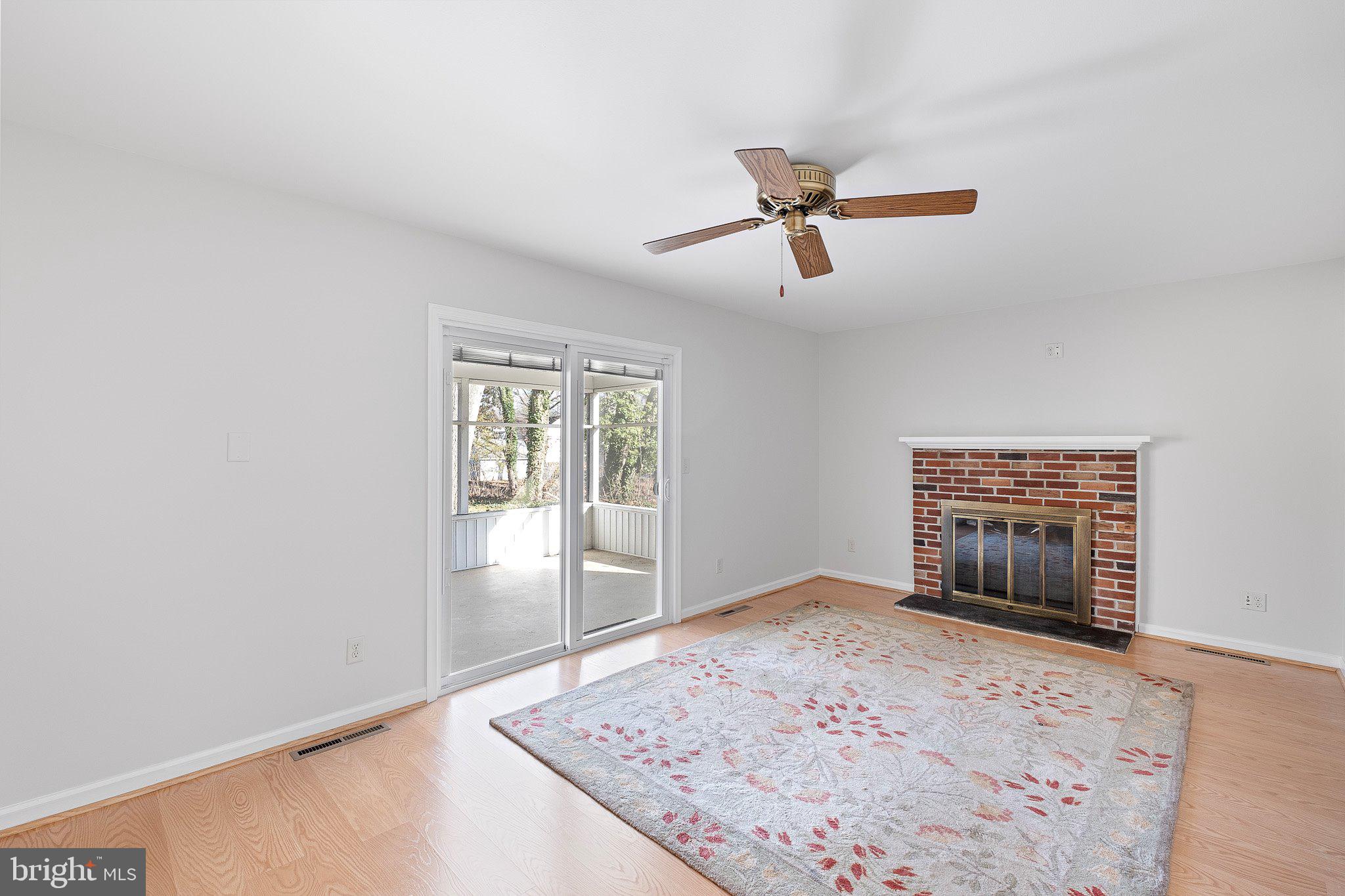 2409 Sweet Briar Road Wilmington, DE 19810 - Photo 20 of 36 Family Room