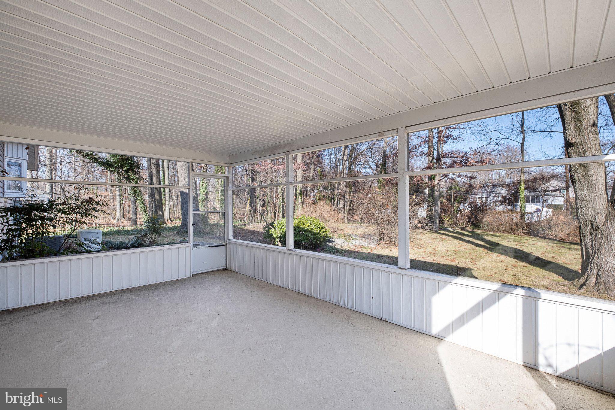 2409 Sweet Briar Road Wilmington, DE 19810 - Photo 31 of 36 Screen Porch