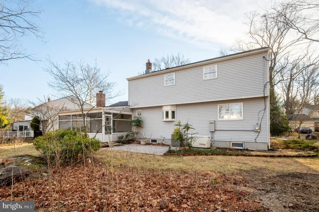 $3,400 | 2409 Sweet Briar Road, Wilmington, DE 19810