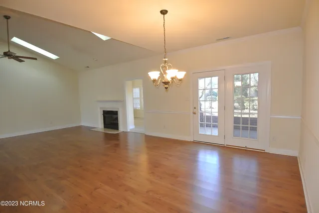 $2,500 | 404 Village Green Court, Trent Woods, NC 28562