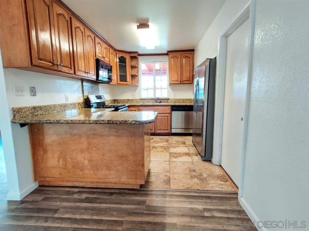 8932 Innsdale Avenue Spring Valley, CA 91977 - Photo 8 of 23 Gallery Image 8