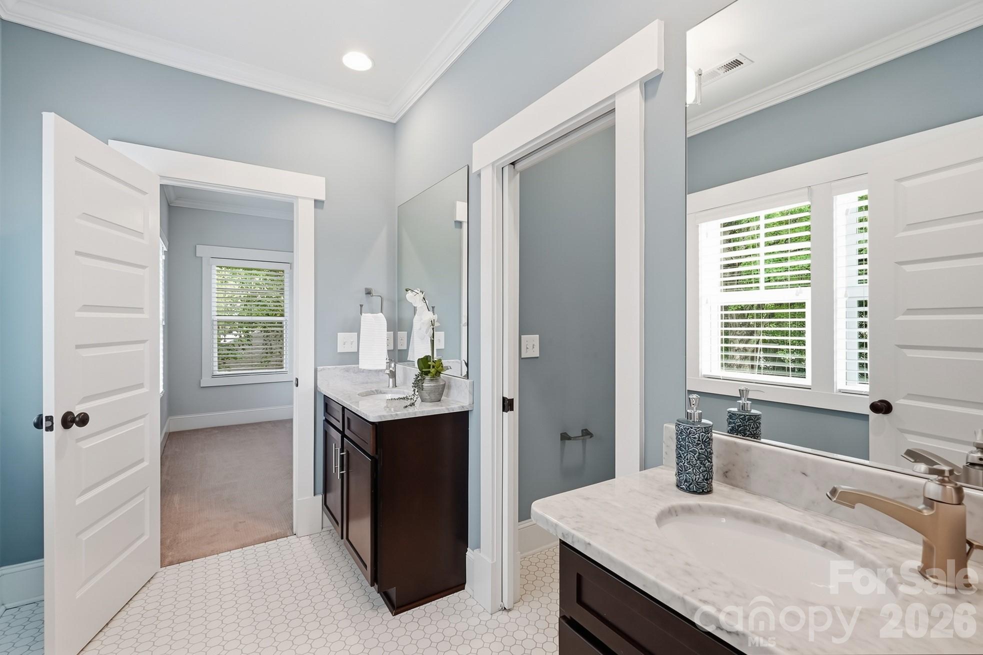 509 Orient Road Charlotte, NC 28211 - Photo 27 of 41