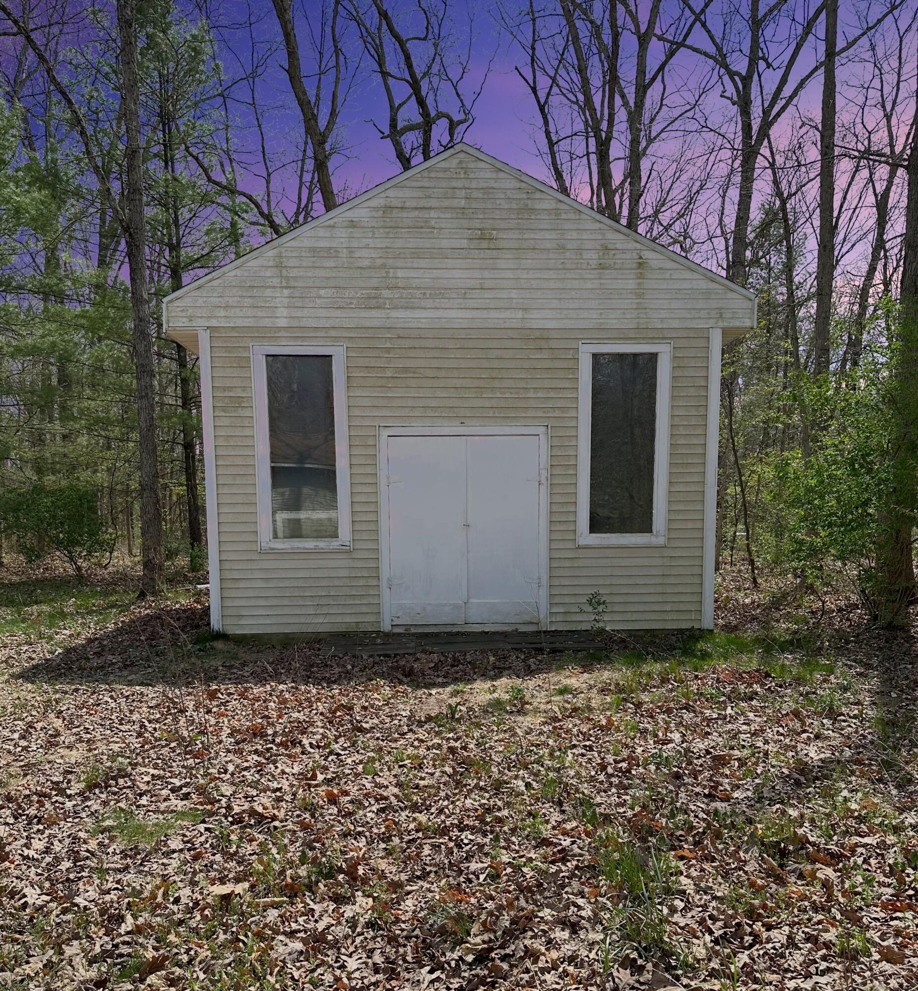 4372 Moore Road Allegan, MI 49010 - Photo 19 of 22 IMG_3555