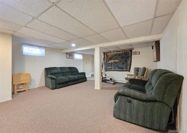 $599,999 | 174 Shelby Avenue, Holbrook, NY 11741