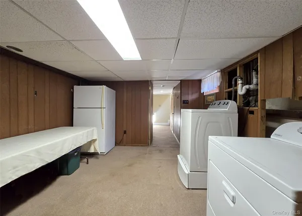 $599,999 | 174 Shelby Avenue, Holbrook, NY 11741