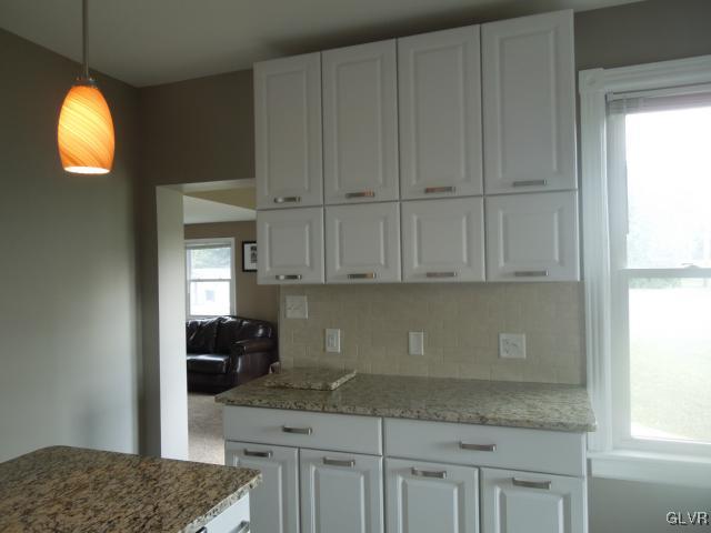3932 Country Club Road Easton, PA 18045 - Photo 3 of 21 Gallery Image 3