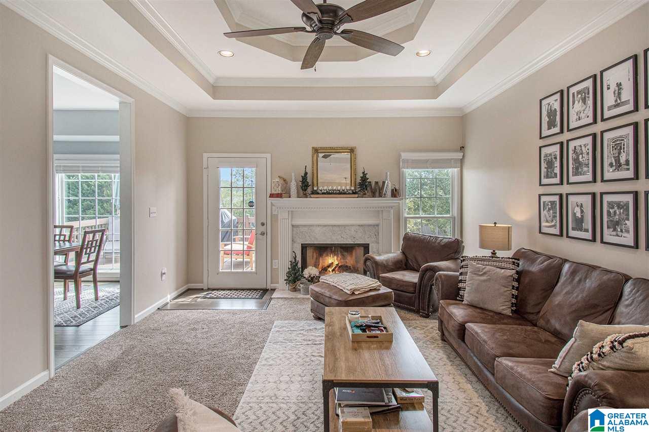 124 Heather Ridge Drive Pelham, AL 35124 - Photo 3 of 40