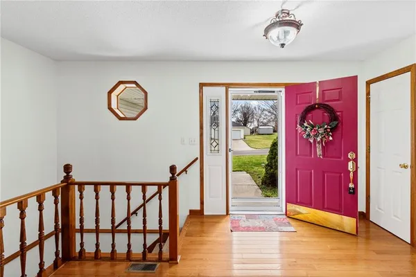 $390,000 | 308 West Dauxville Drive, Richmond, MO 64085