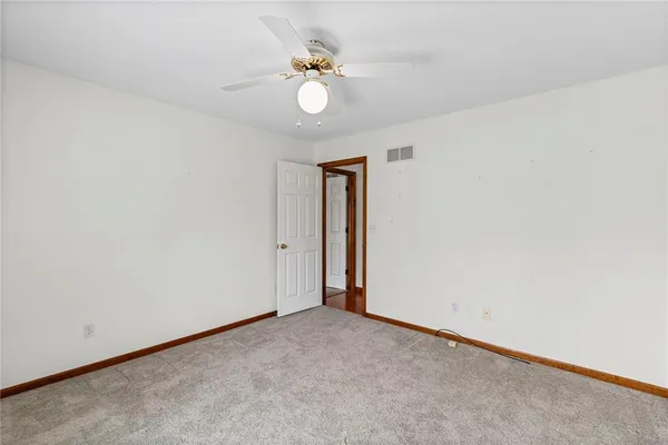 $390,000 | 308 West Dauxville Drive, Richmond, MO 64085