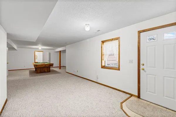 $390,000 | 308 West Dauxville Drive, Richmond, MO 64085
