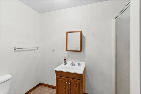 $390,000 | 308 West Dauxville Drive, Richmond, MO 64085