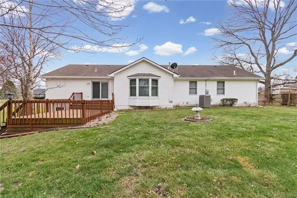 $390,000 | 308 West Dauxville Drive, Richmond, MO 64085