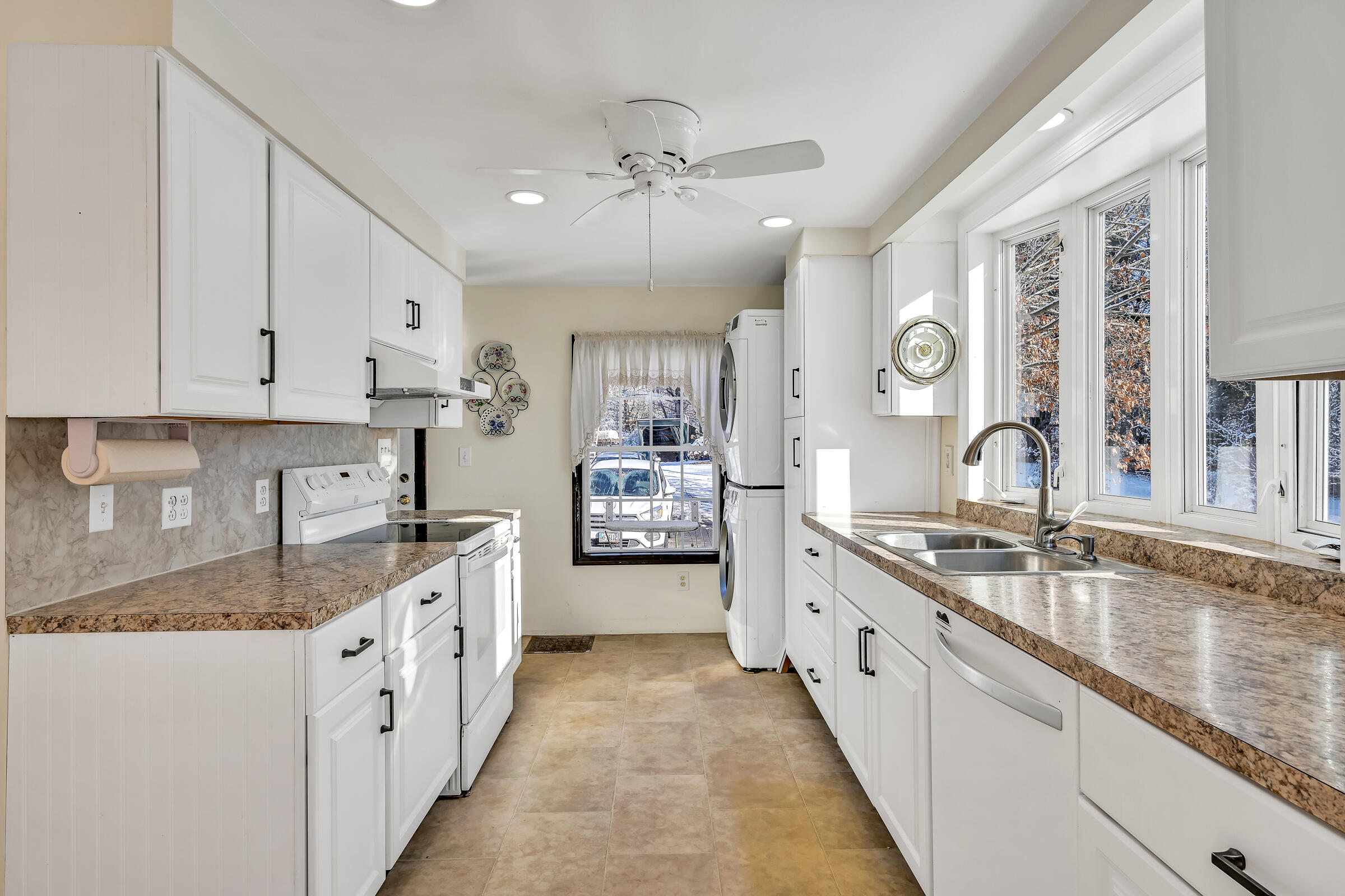 1125 Lewiston Road Topsham, ME 04086 - Photo 16 of 37 109408gr-116