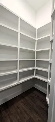 $354,000 | 300 East Front Street, Thorndale, TX 76577