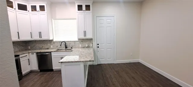 $354,000 | 300 East Front Street, Thorndale, TX 76577