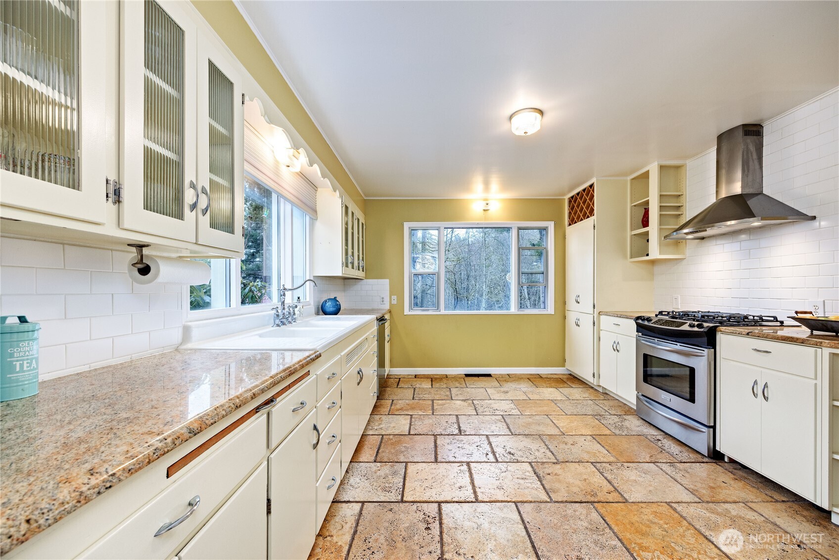 22012 Big Valley Road Northeast Poulsbo, WA 98370 - Photo 24 of 40 Gallery Image 24