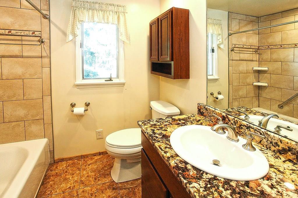 513 Goldsmith Road Pittsburgh, PA 15237 - Photo 10 of 18