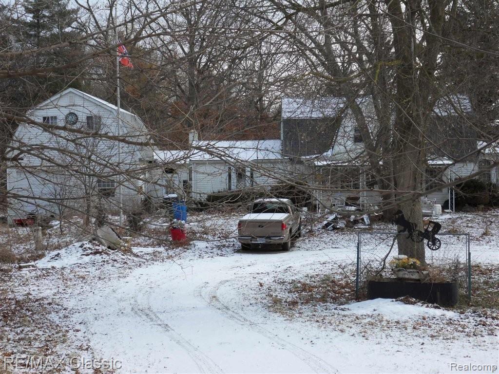 66 Yule Road Leonard, MI 48367 - Photo 1 of 25 SDC18095.JPG