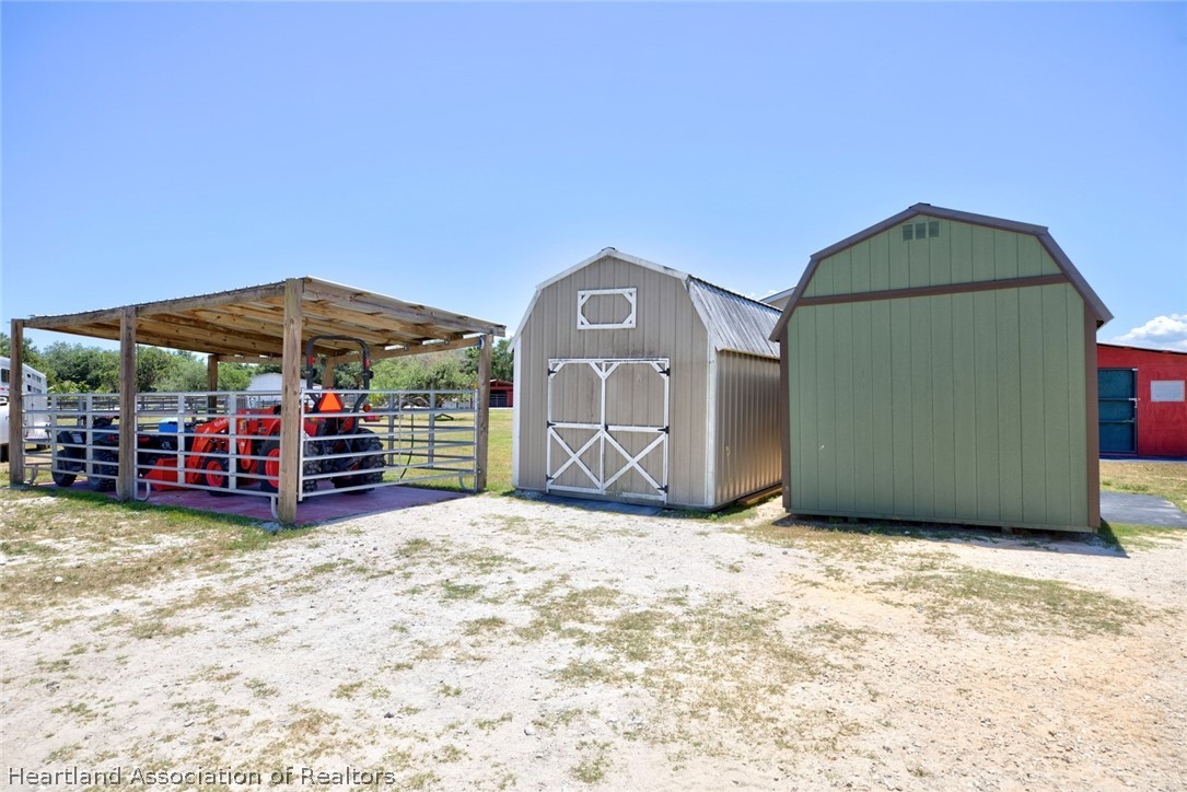 504 Graham Dairy Road Venus, FL 33960 - Photo 12 of 31 Gallery Image 12