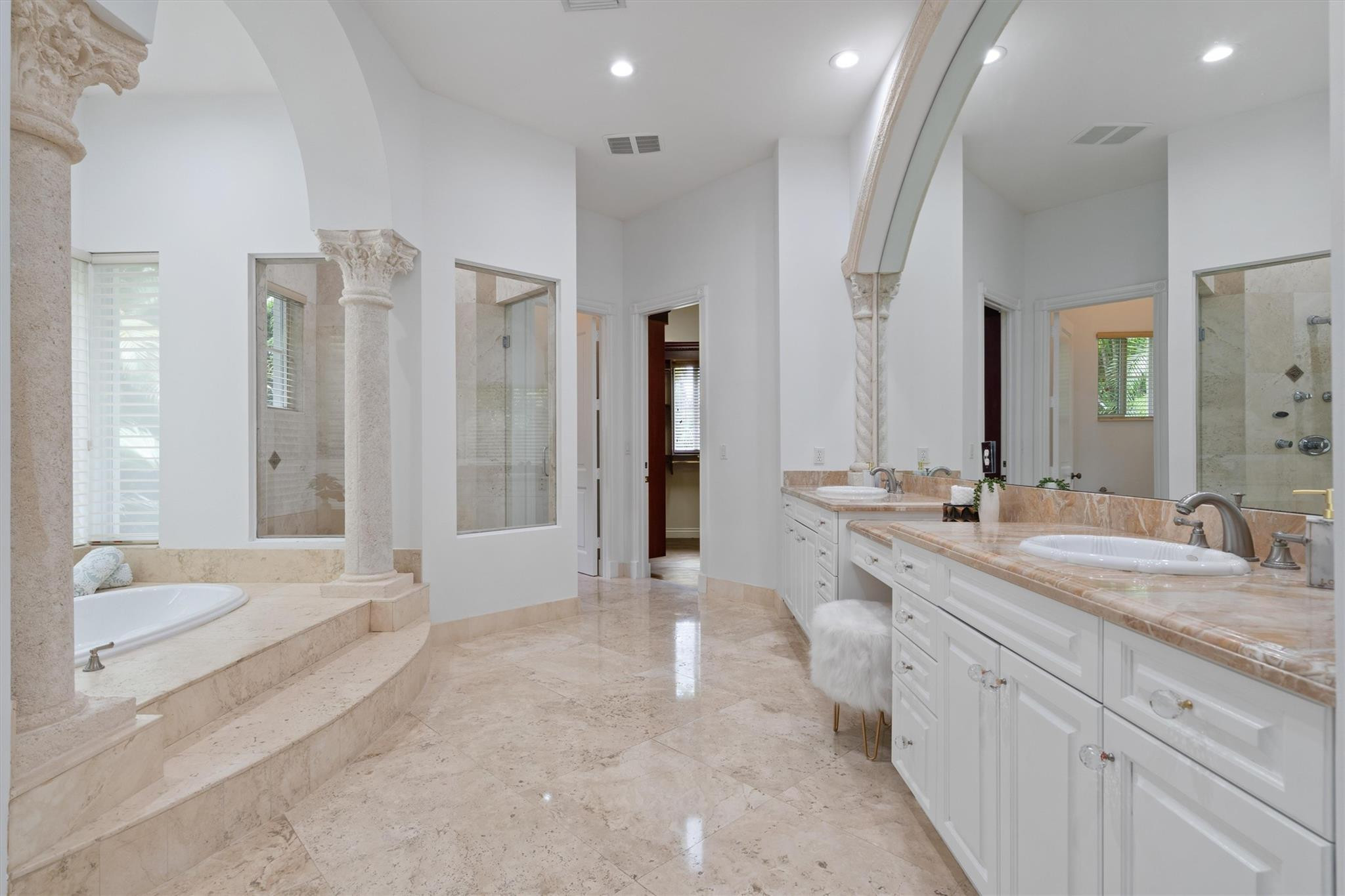 3340 Paddock Road Weston, FL 33331 - Photo 19 of 54 Photo 19