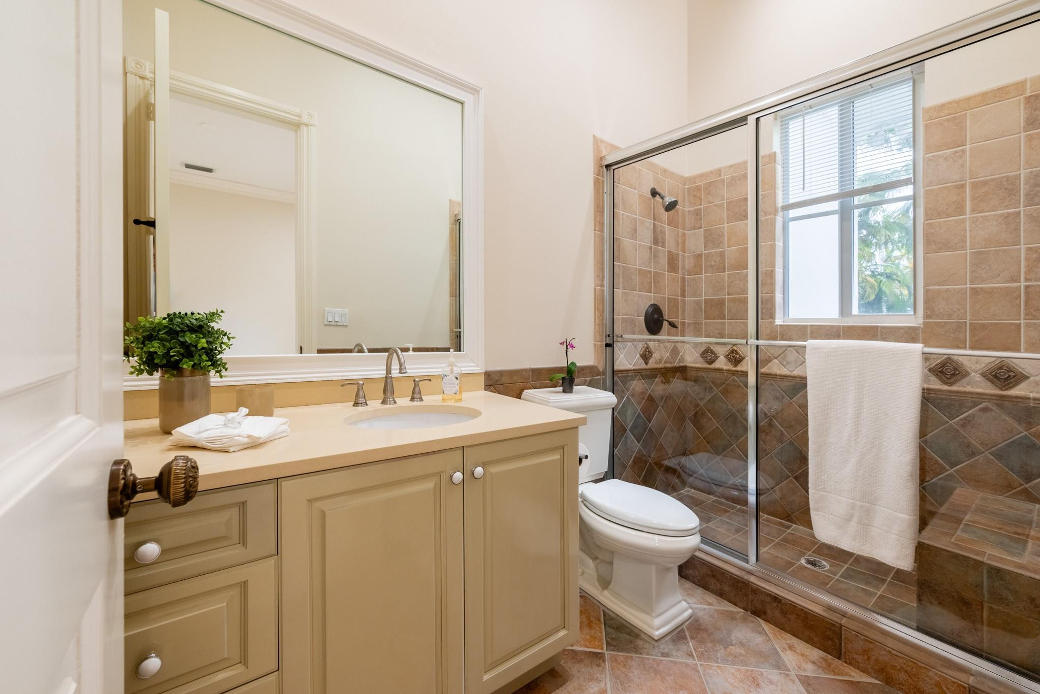 3340 Paddock Road Weston, FL 33331 - Photo 33 of 54 Bathroom #2