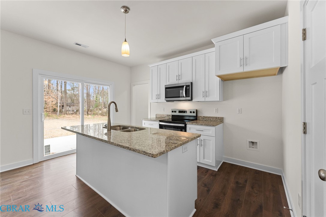8986 Marlfield Road Gloucester, VA 23061 - Photo 10 of 34